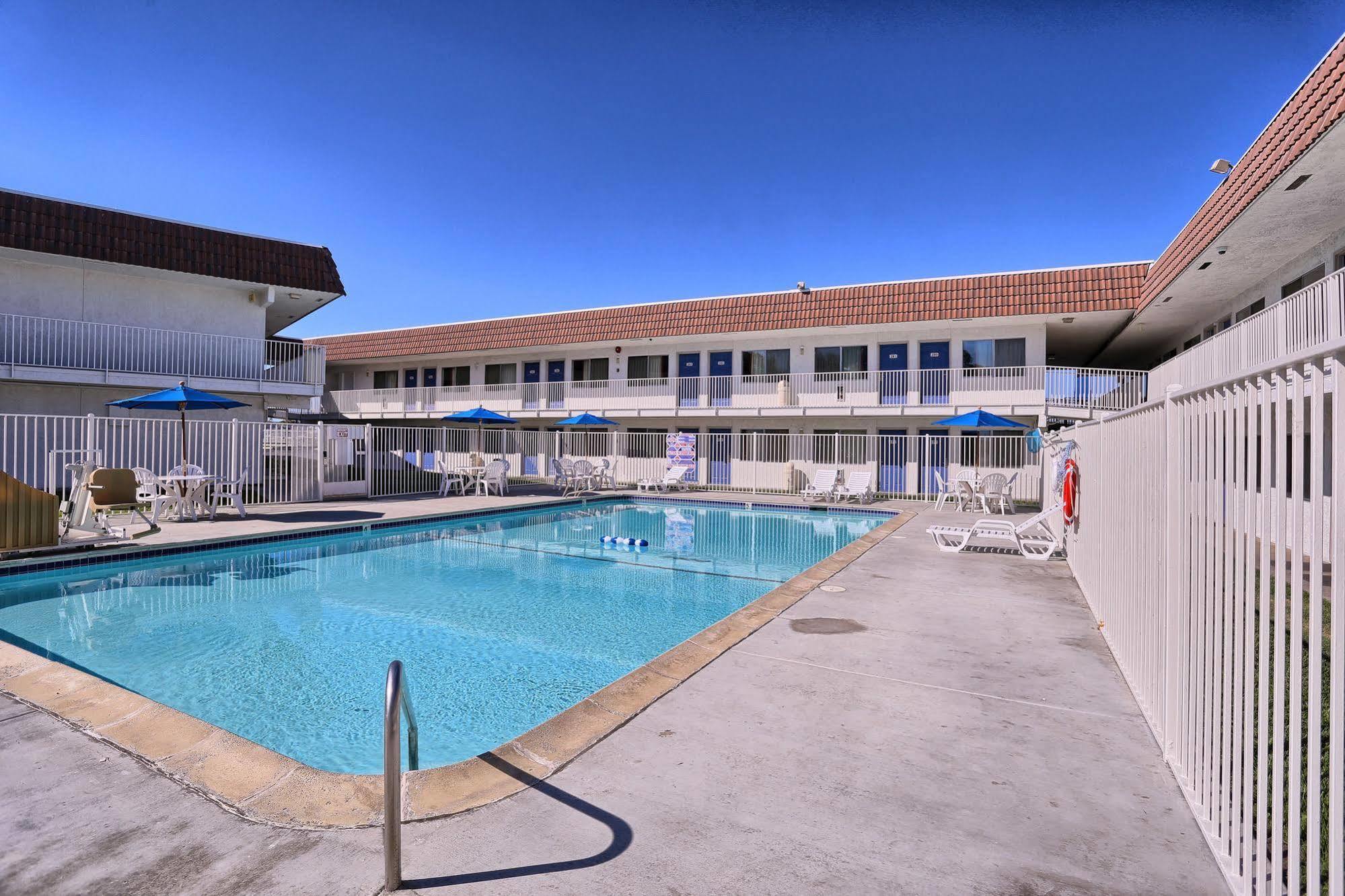 Motel 6-Pittsburg, Ca エクステリア 写真